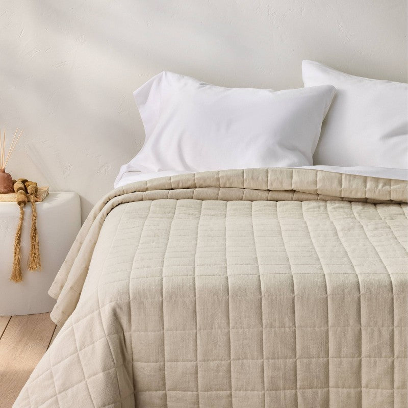 King Heavyweight Linen Blend Quilt Natural - Casaluna: Rayon & Cotton, Box Quilting, OEKO-TEX Certified