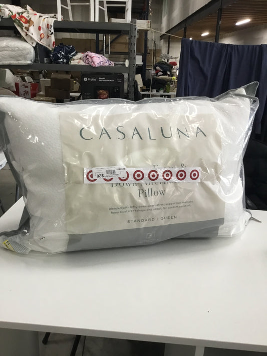 Standard/Queen Medium Machine Washable Memory Foam & Down Alternative Bed Pillow - Casaluna