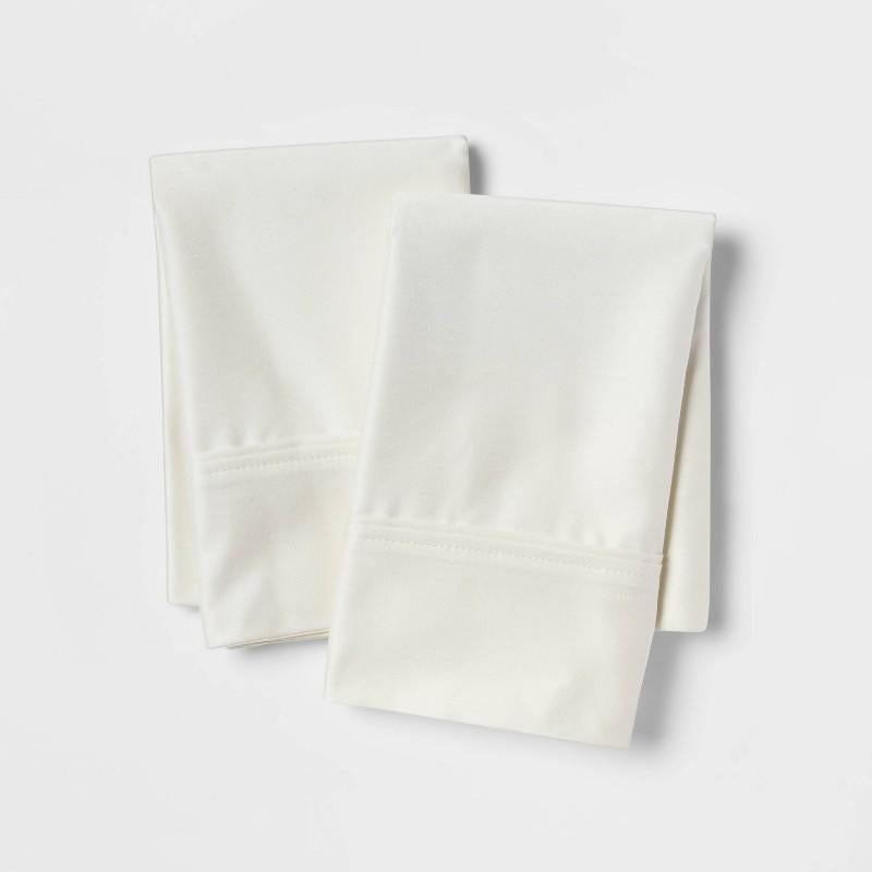 King Solid Performance 400 Thread Count Pillowcase Set Sour Cream - Threshold™: Cotton Sateen, Machine Washable, Set Of 2 : Target