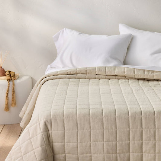 King Heavyweight Linen Blend Quilt Natural - Casaluna: Rayon & Cotton, Box Quilting, OEKO-TEX Certified