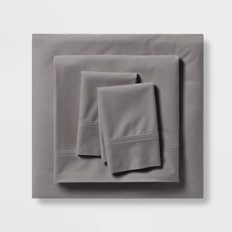 Queen Solid Performance 400 Thread Count Sheet Set Gray - Threshold™: Cotton Sateen, Includes 2 Pillowcases & Fitted Sheet : Target
