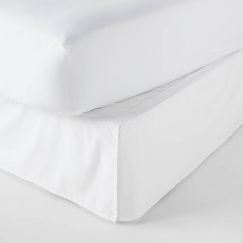Queen Bedskirt White - Room Essentials™: Cotton Blend, Oeko-tex Certified, 215 Thread Count, 14" Drop : Target