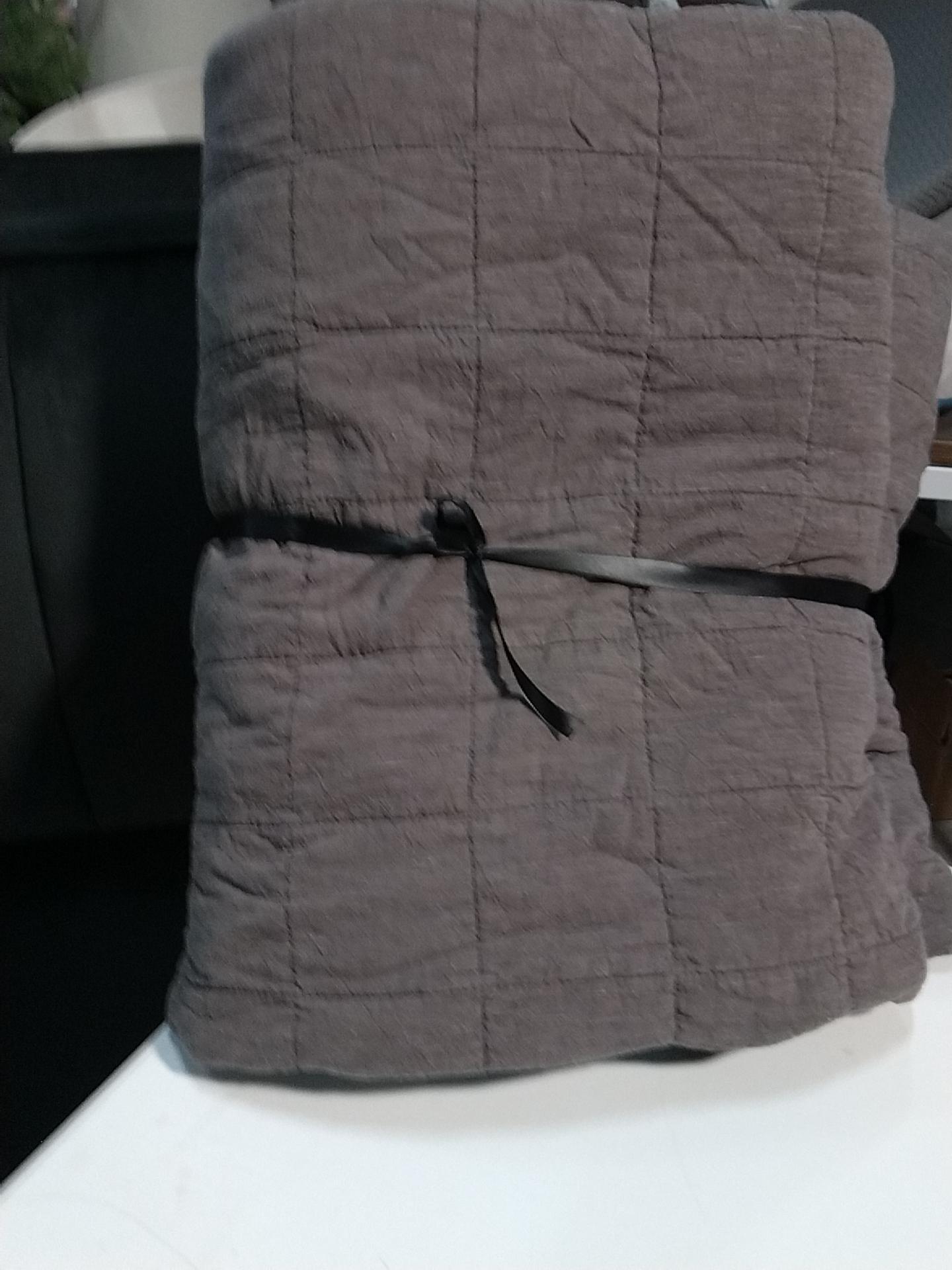 Full/Queen Space Dyed Cotton Linen Quilt Dark Gray - Threshold