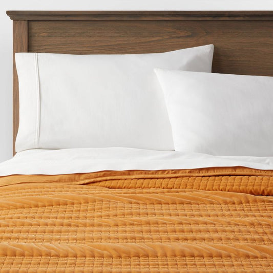 King Lofty Velvet Quilt Dark Gold - Threshold: Luxurious Polyester Fill, Machine Washable, OEKO-TEX Certified
