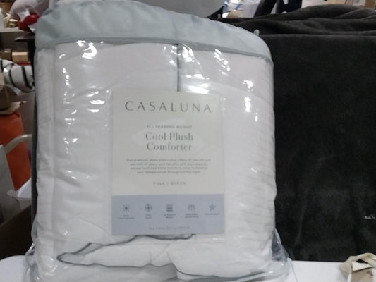 Full/Queen All Seasons Cool Plush Down Alternative Comforter - Casaluna: Hypoallergenic, Moisture-Wicking, 300 Thread Count