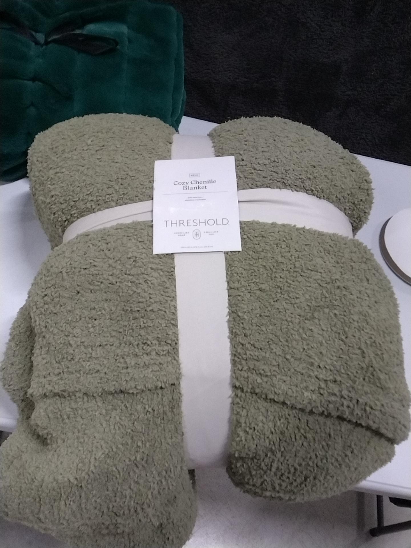 King Cozy Chenille Bed Blanket Restful Green - Threshold: Midweight, Knitted, Machine Washable, Reversible