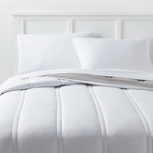 Twin/Twin Extra Long Lofty Microfiber Comforter White - Room Essentials: Midweight, OEKO-TEX Certified, Dorm Bedding