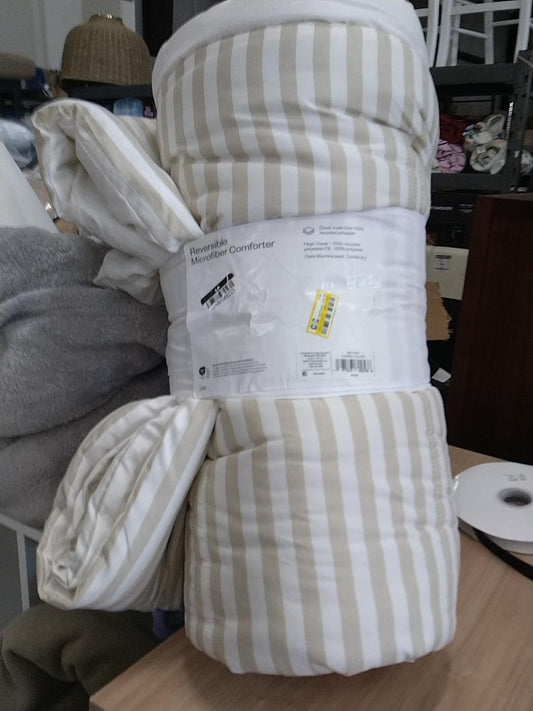 Full/Queen Lofty Microfiber Printed Comforter Khaki/White Striped - Room Essentials: Year-Round Bedding, Teen-Friendly, OEKO-TEX Certified