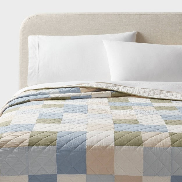 King Pieced Patchwork Quilt Blue/Ivory/Green - Threshold: OEKO-TEX Certified, Cotton Fill & Backing, Machine Washable