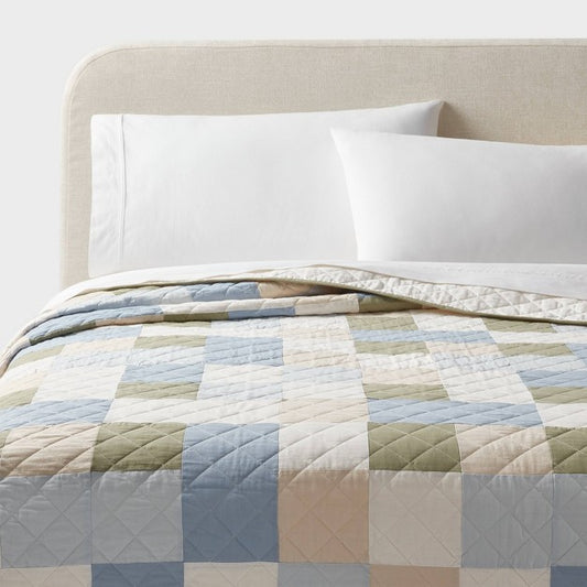 King Pieced Patchwork Quilt Blue/Ivory/Green - Threshold: OEKO-TEX Certified, Cotton Fill & Backing, Machine Washable