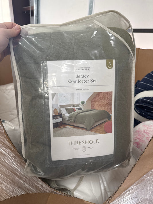 3pc Full/Queen Jersey Comforter and Sham Set Dark Olive Green Heather - Threshold: Knitted, Zipper Closure, Machine Washable