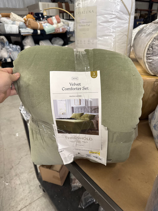 King Washed Waffle Weave Comforter and Sham Set Comfort Light Gray - Threshold