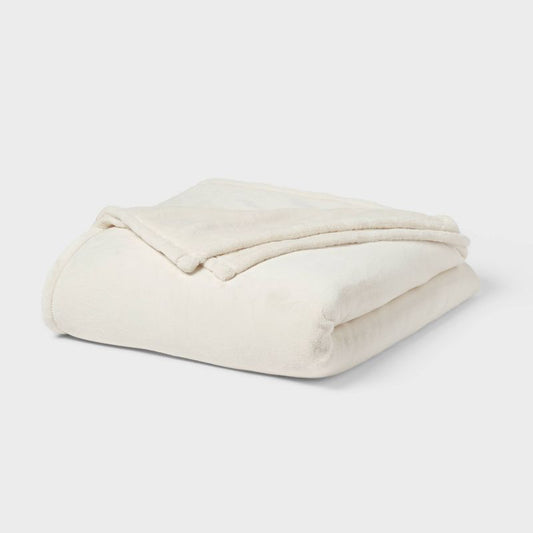 Full/Queen Ultra Plush Blanket Ivory - Threshold