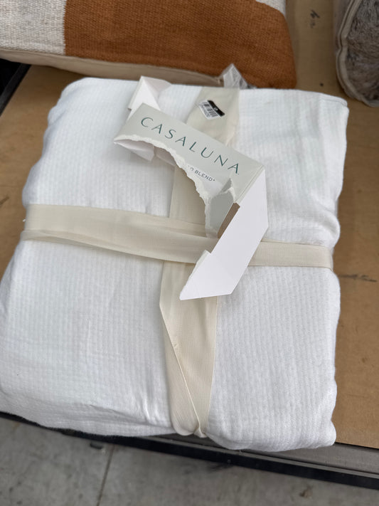 King Rayon from Bamboo Matelasse Blanket White - Casaluna