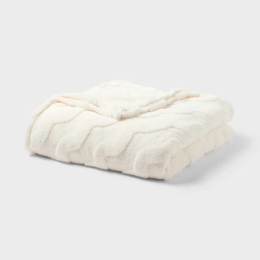 Full/Queen Wavy Jacquard Plush Blanket White - Room Essentials