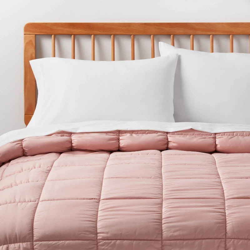 Full/Queen Box Stitch Puffer Comforter Pink - Room Essentials