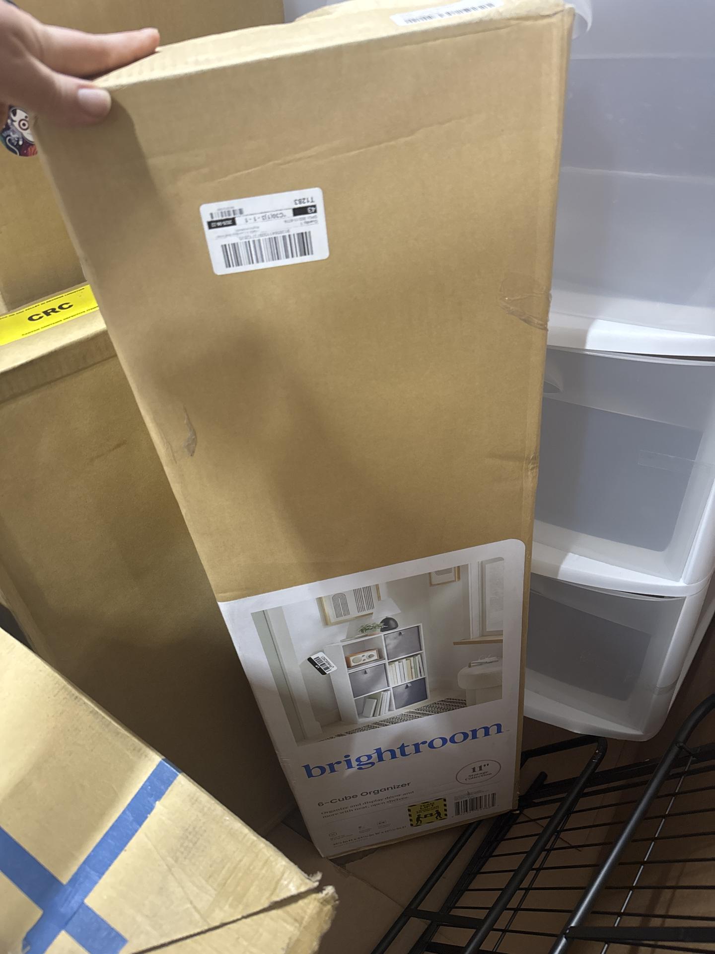 11" 6 Cube Book Shelf White - Brightroom