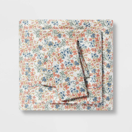 Queen Printed Performance 400 Thread Count Sheet Set Ditsy Floral - Threshold™: Cotton Sateen, Oeko-tex Certified, 4-piece Set : Target