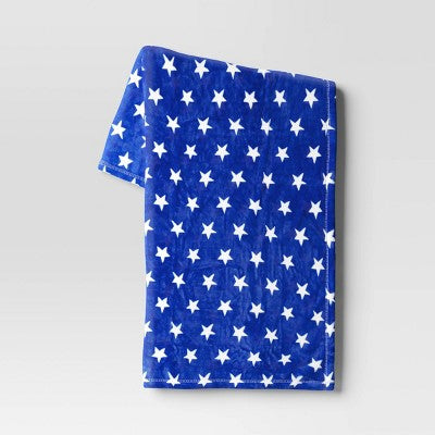 Star Printed Plush Throw Blanket Blue/White - Sun Squad: Patriotic, Cozy for Picnics & Kids