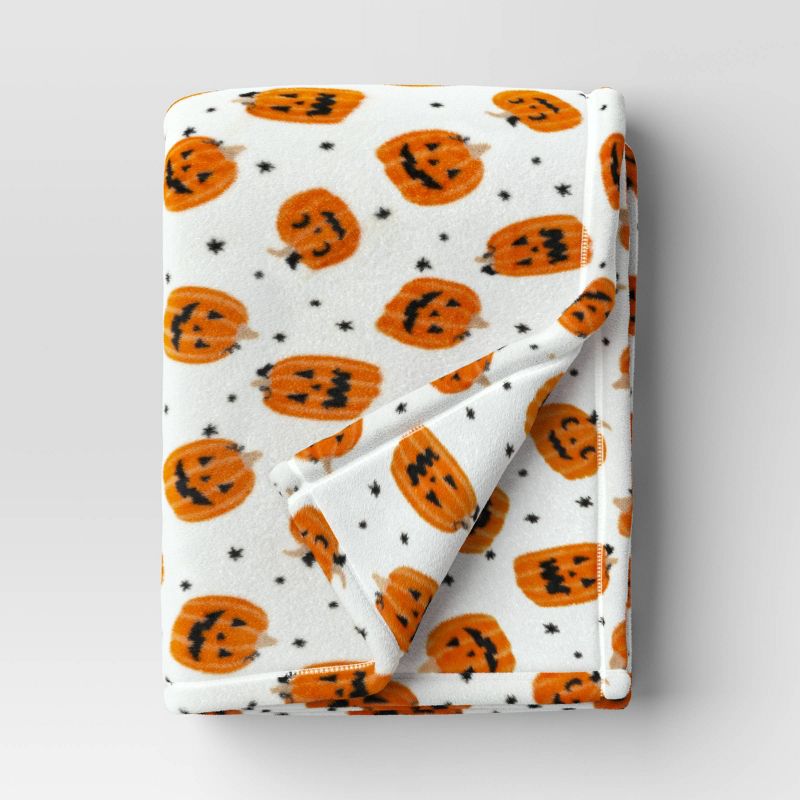 Halloween Pumpkin Throw Blanket Ivory - Hyde & Eek! Boutique™: Knitted Recycled Polyester, 50x60", Botanical Pattern : Target