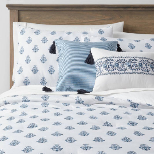 5pc Full/queen Block Print With Border Comforter Bedding Set White/blue - Threshold™: Woven Polyester, Oeko-tex Certified : Target